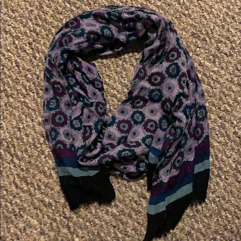 Scarf bundle 🧣🧣🧣 - Picture 2 of 4